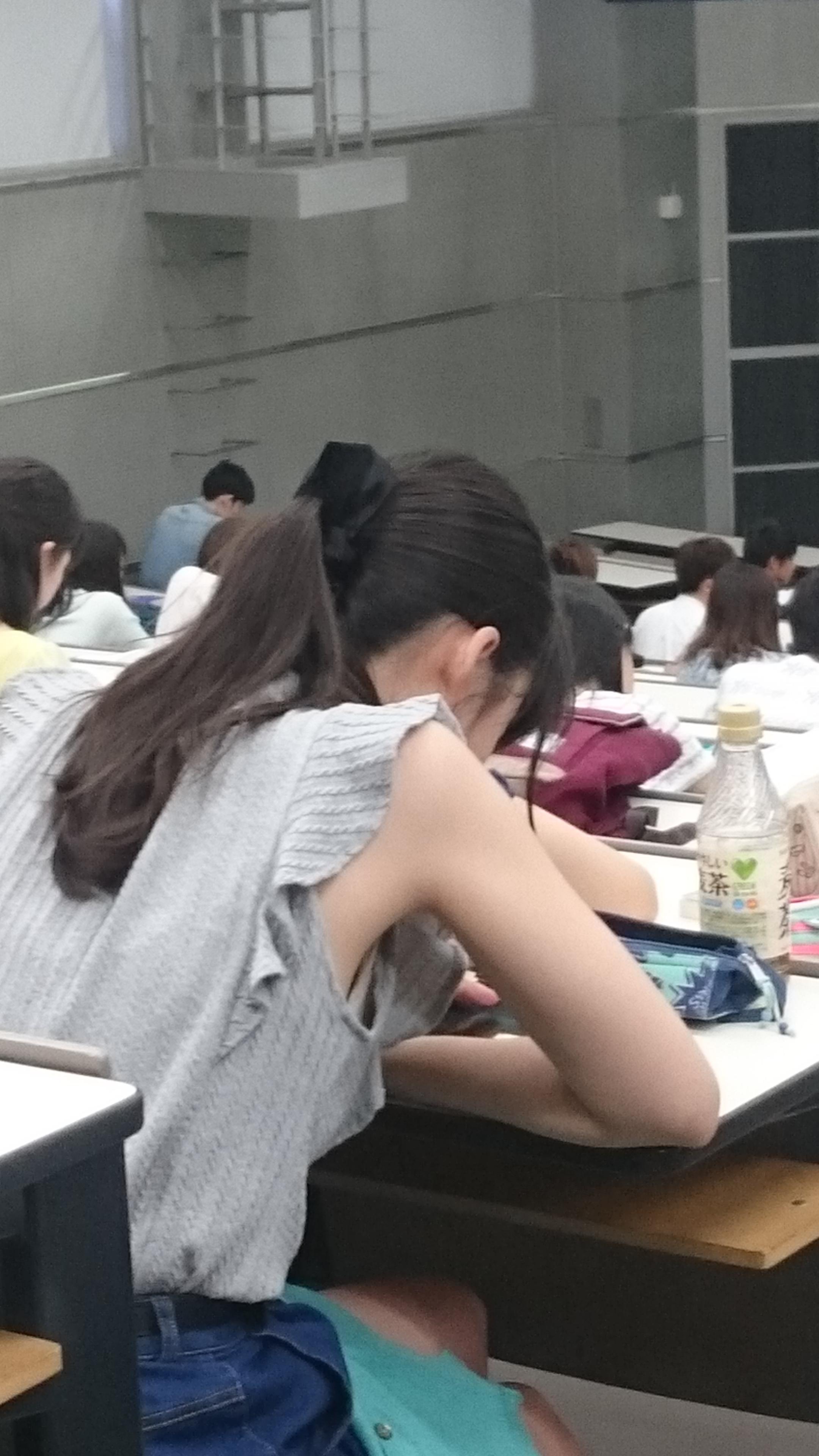 腋フェチが撮影した盗撮写真が凄すぎる！ - 三度の飯よりワキが好き